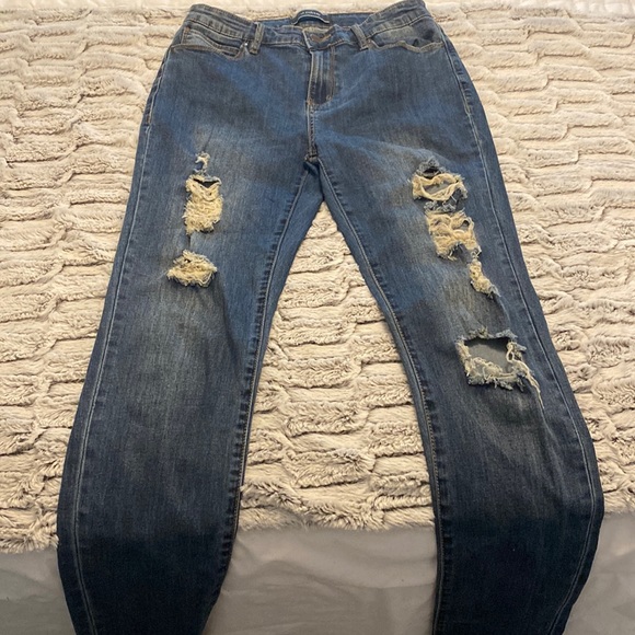 Distressed Denim Jeans - Picture 1 of 7